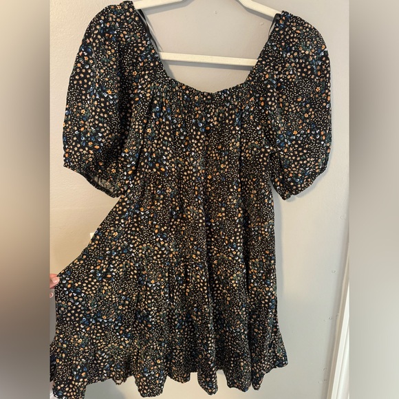 wild fable Dresses & Skirts - Wild Fable Black Floral Puff Sleeve Sundress